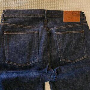 Naked Famous - W38 elephant 9